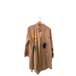 Chemise longue marron, broder